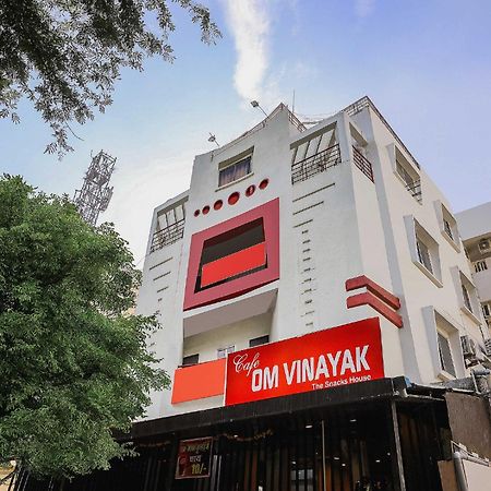 Collection O 3761 Hotel Shree Datta Indore Exterior photo