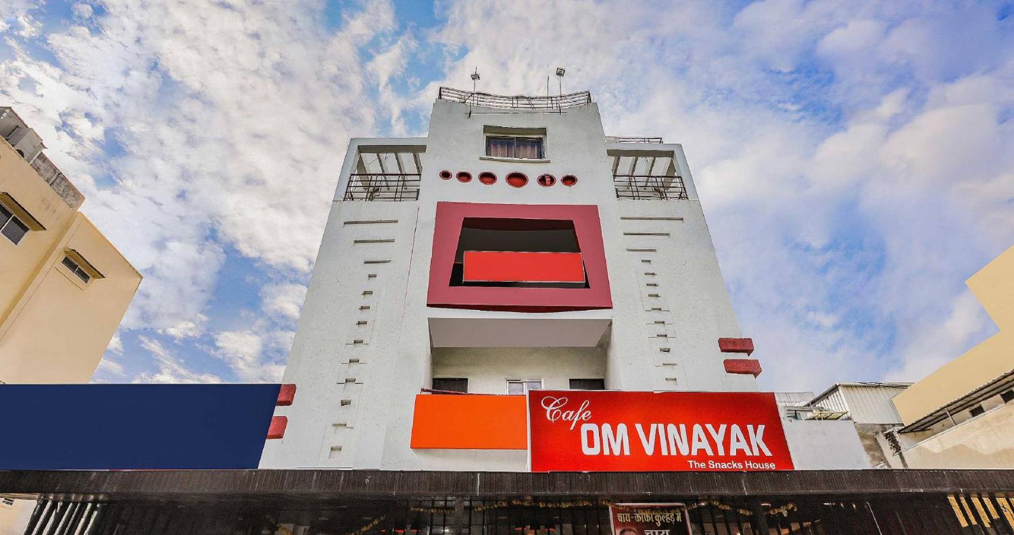 Collection O 3761 Hotel Shree Datta Indore Exterior photo