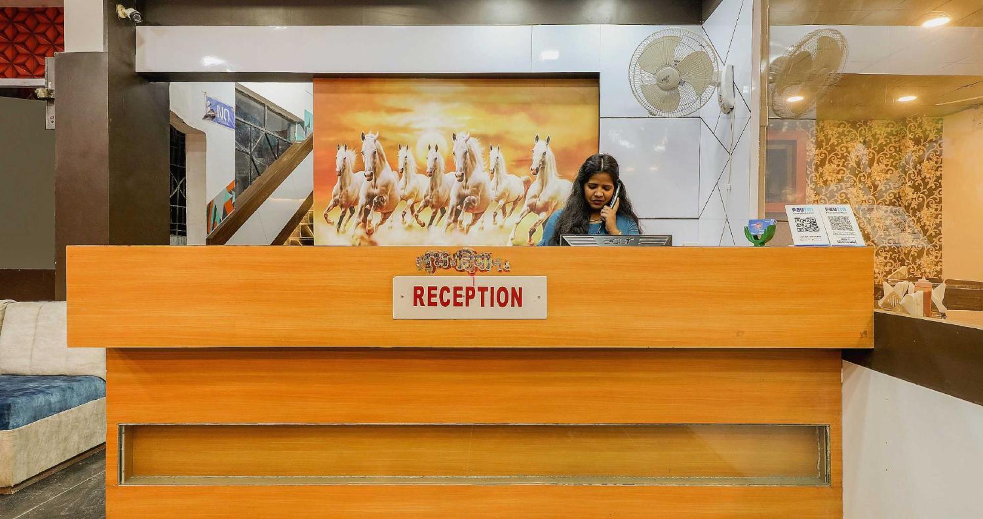 Collection O 3761 Hotel Shree Datta Indore Exterior photo