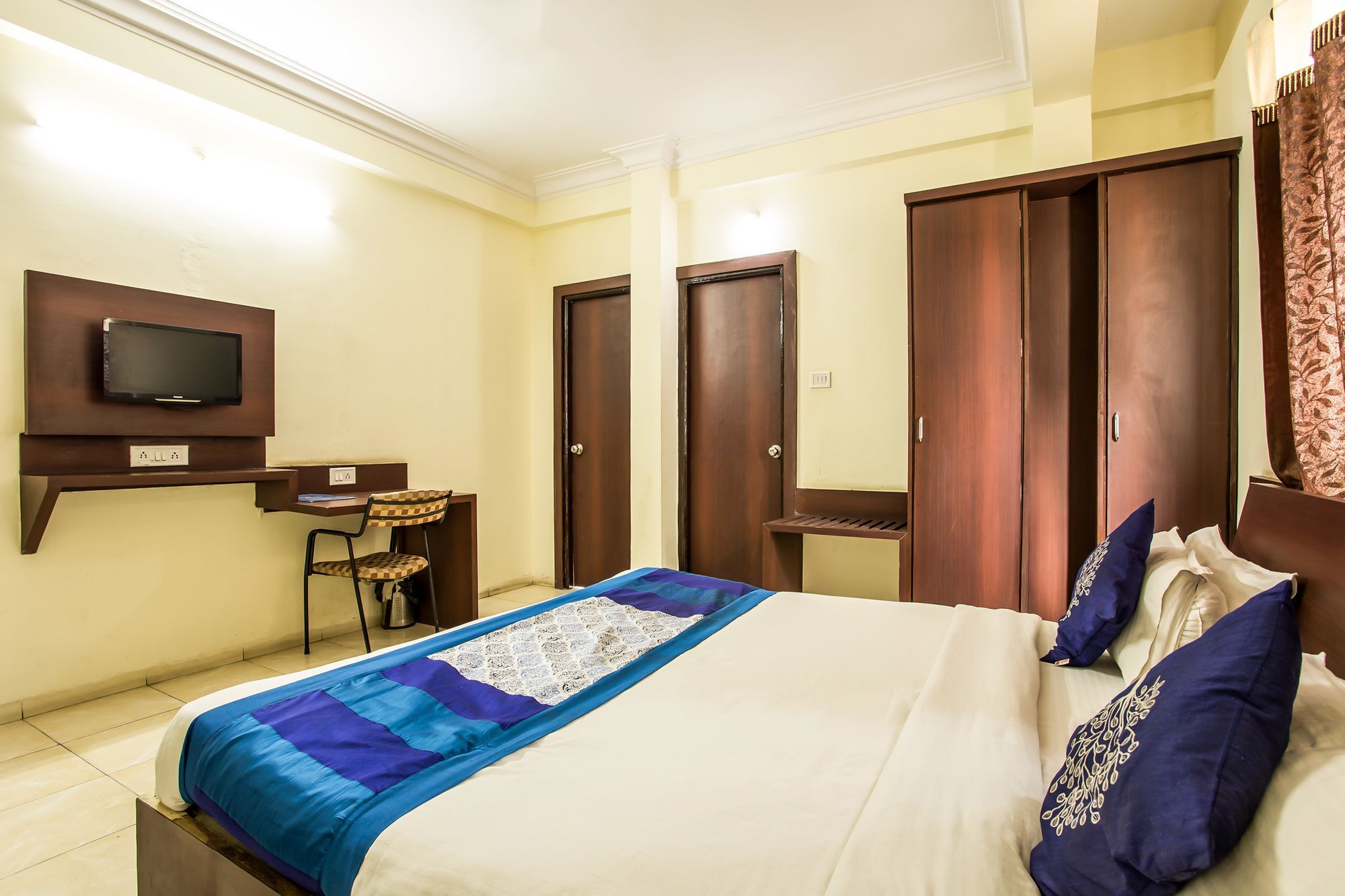 Collection O 3761 Hotel Shree Datta Indore Exterior photo